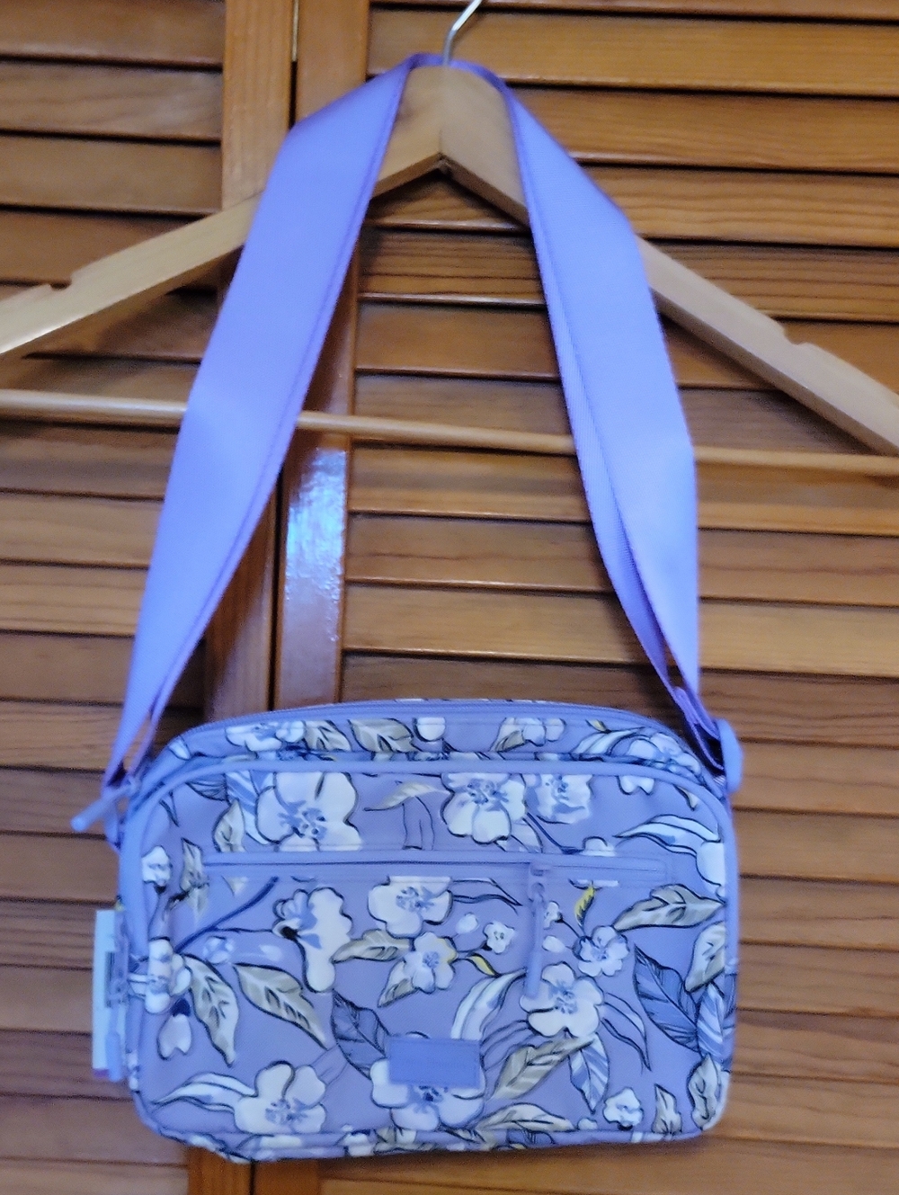 VERA BRADLEY Lighten UP Floral Crossbody Shoulder Bag in Lavender
